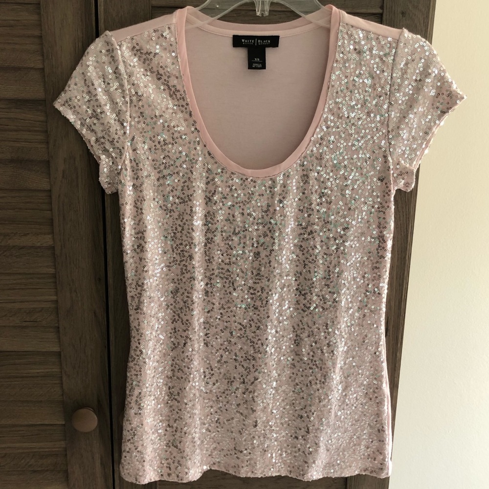 White House Black Market Pink Sequin T-shirt XS